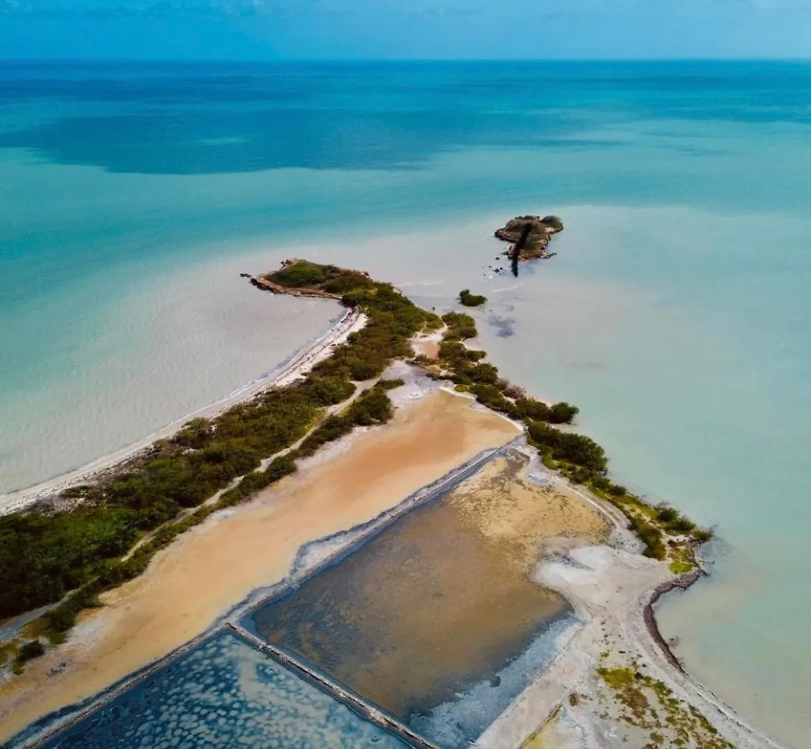 Combate El Carribe Paradise Cabo Rojo